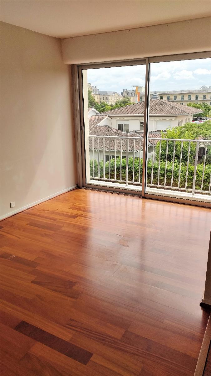 appartement 4 pièces - Bordeaux