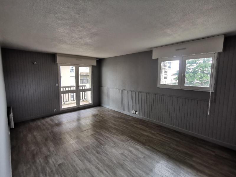 Appartement en Location à Bordeaux / 2 pièces 50m2